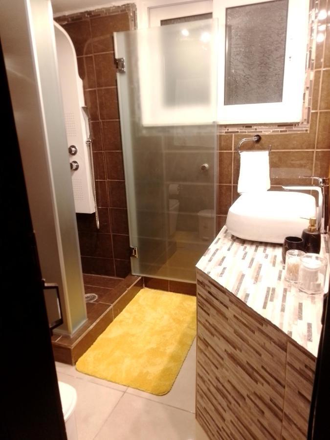 Precious Apartment Corinth Экстерьер фото